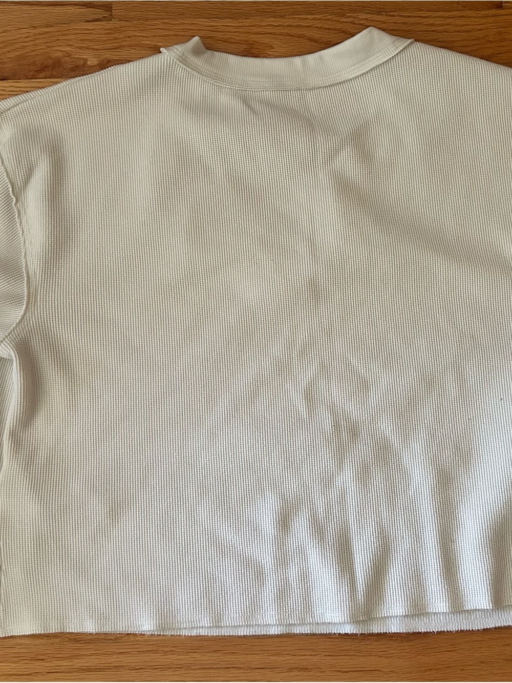Gilly Hicks White Waffle Knit V-Neck Top - Picture 2 of 3